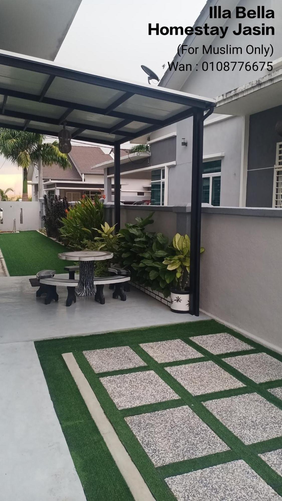 Illa Bella Homestay Jasin Exterior photo